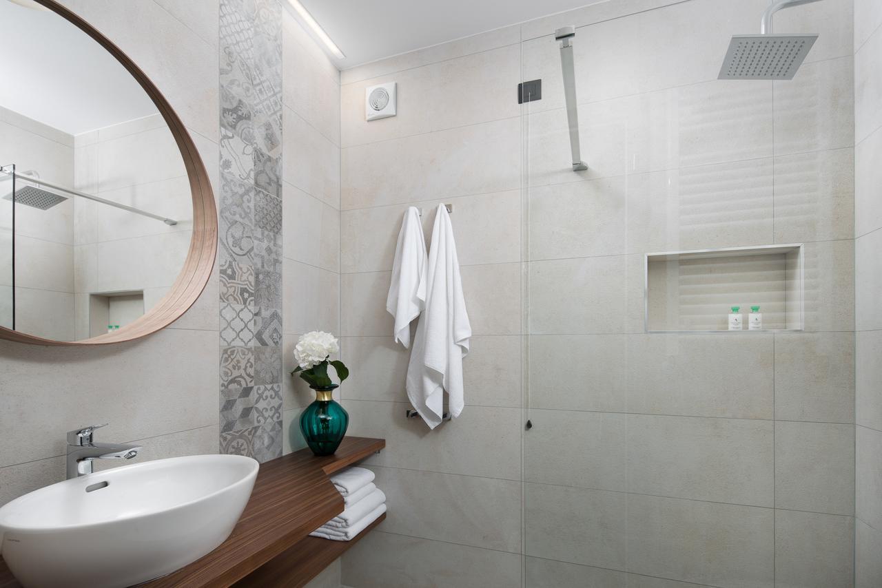 Hotel Delfin Rovinj Kültér fotó